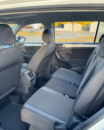 Volkswagen Tiguan Allspace cena 99000 przebieg: 101600, rok produkcji 2019 z Warszawa małe 254